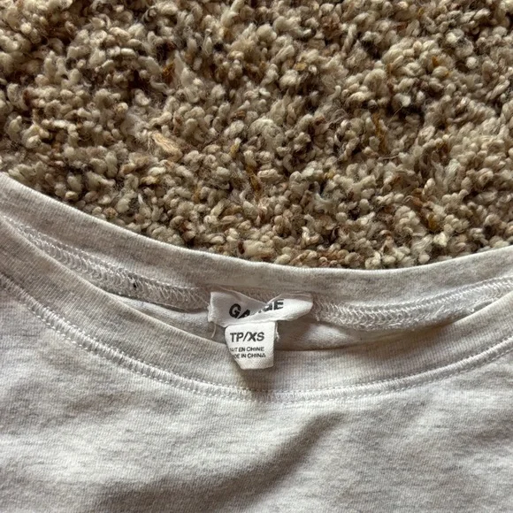 Classic White Women's Top - Picture 2 of 3